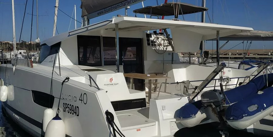 Lucia 40