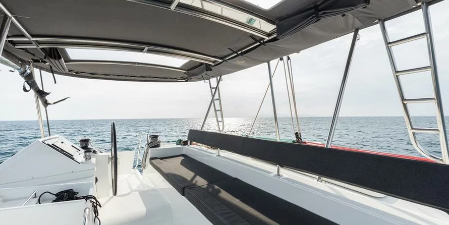 Lagoon 450 F