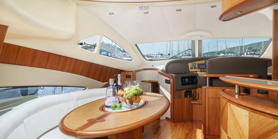 Aicon 56 - 3 + 1 cab.