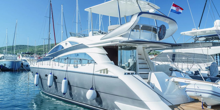 Aicon 56 - 3 + 1 cab.