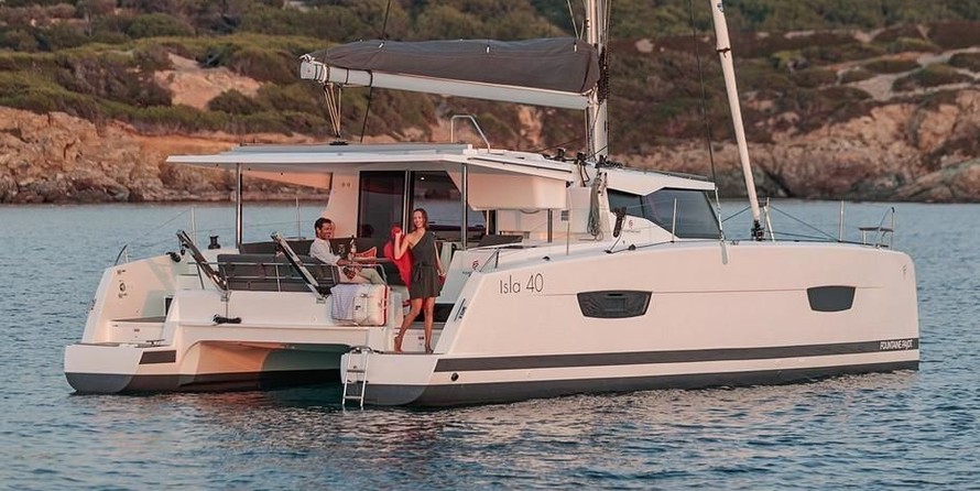 Fountaine Pajot Isla 40