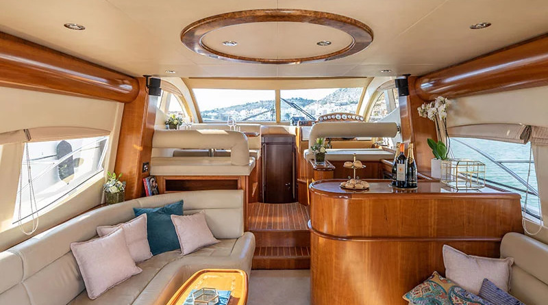 Majesty Yachts 50