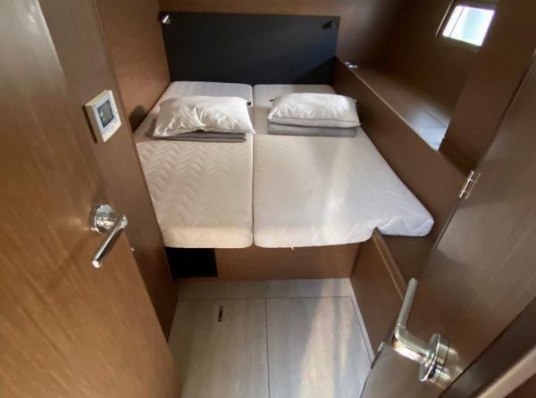 Beneteau Oceanis 51.1