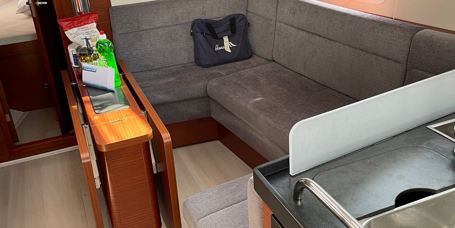 Hanse 388