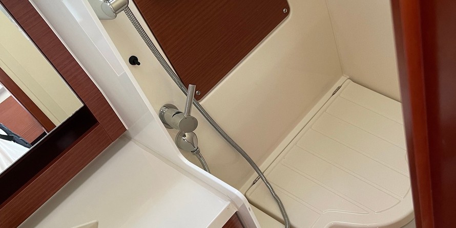 Hanse 388