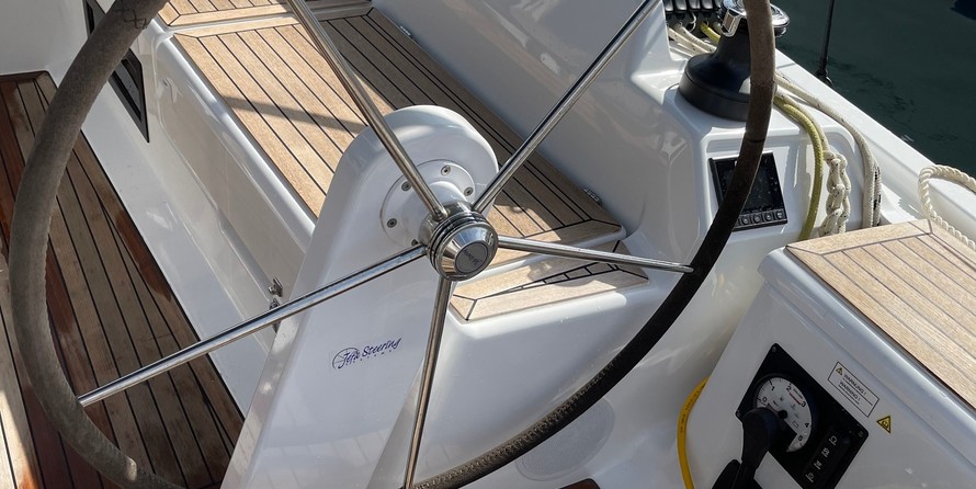 Hanse 388