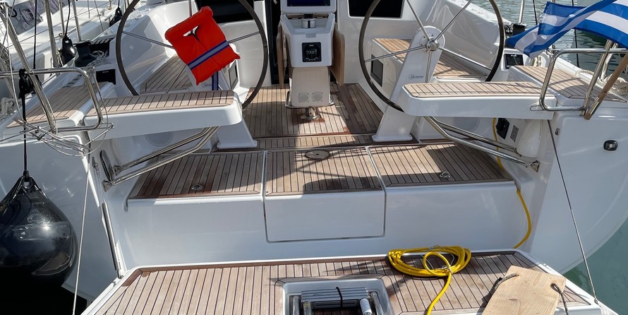 Hanse 388