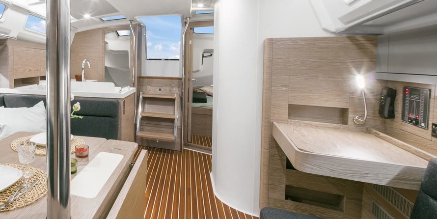 Hanse 388