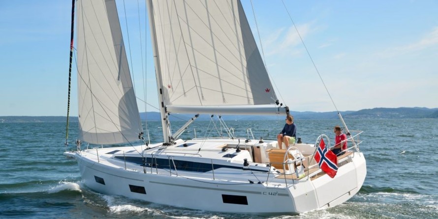 Bavaria C42