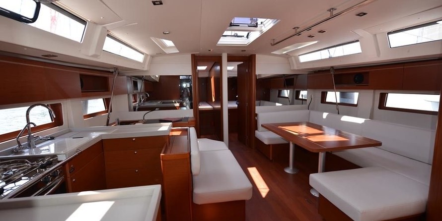 Beneteau Oceanis 51.1