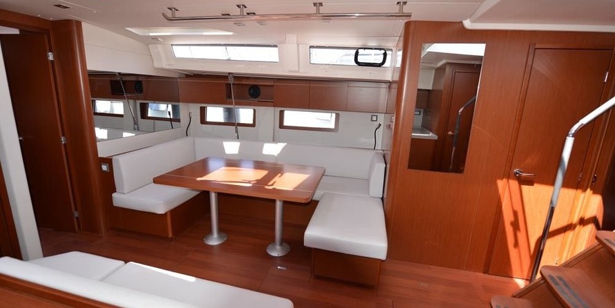 Beneteau Oceanis 51.1