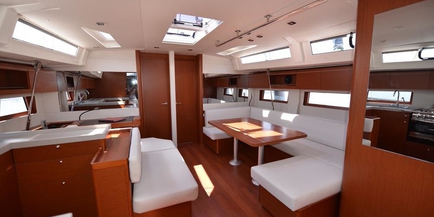 Beneteau Oceanis 51.1