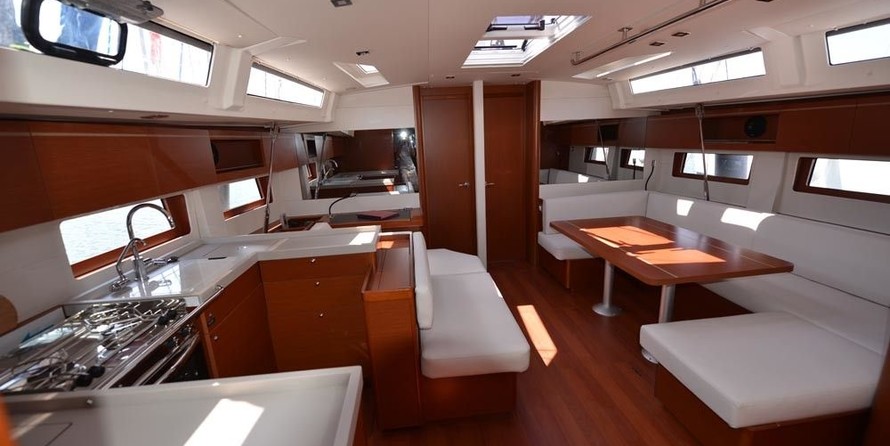 Beneteau Oceanis 51.1