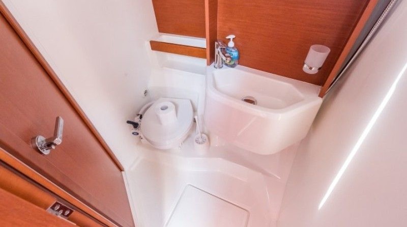 Beneteau Oceanis 51.1