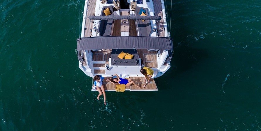 Dufour 470