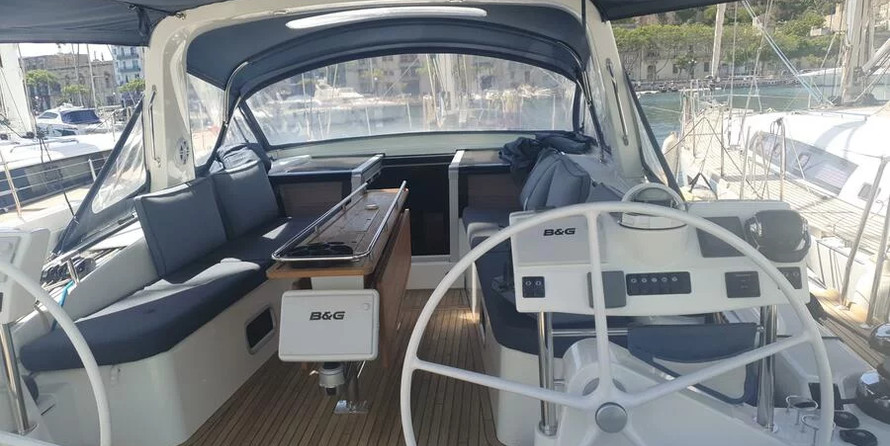Beneteau Oceanis 60