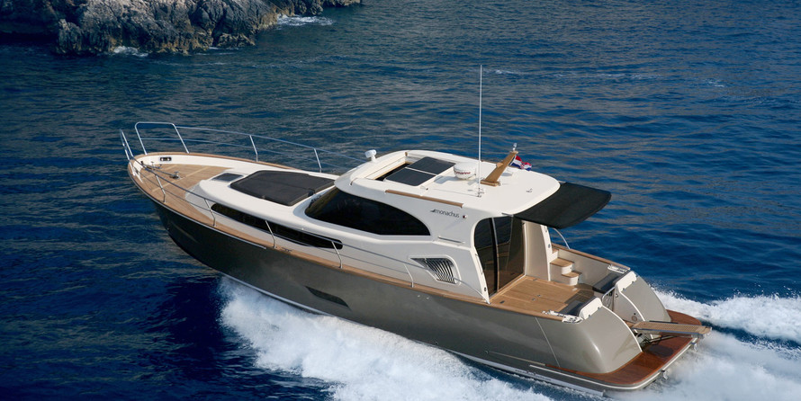 Monachus yachts Pharos 43