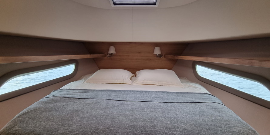 Monachus yachts Issa 45 Fly