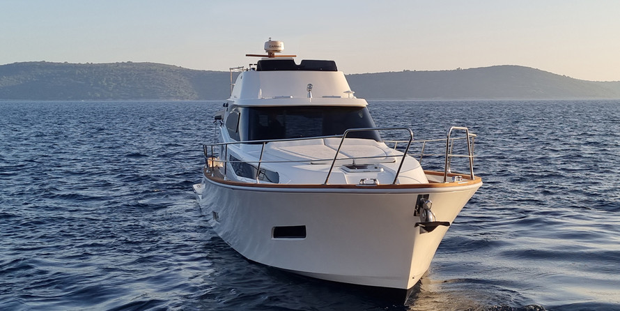 Monachus yachts Issa 45 Fly