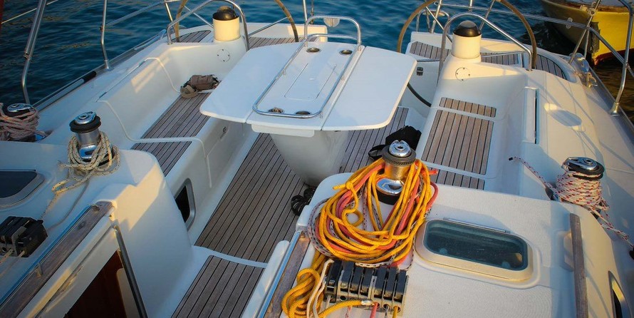 Jeanneau Sun Odyssey 43