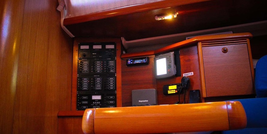 Jeanneau Sun Odyssey 43