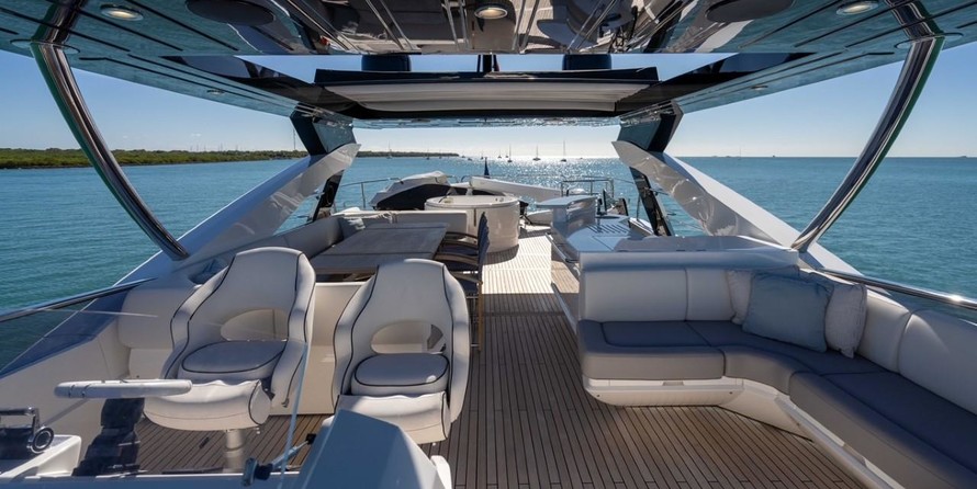 Sunseeker 86 Yacht