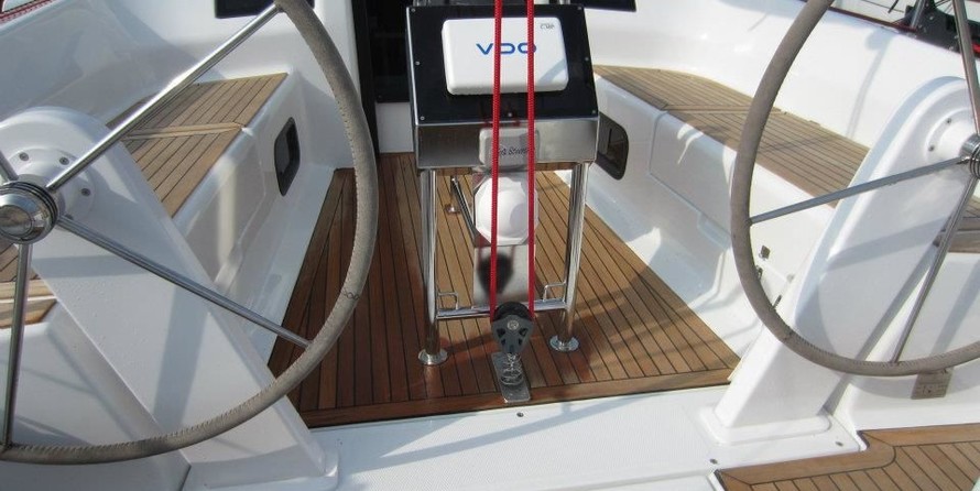 Hanse 385