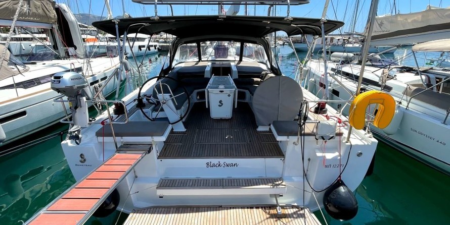 Beneteau Oceanis 51.1