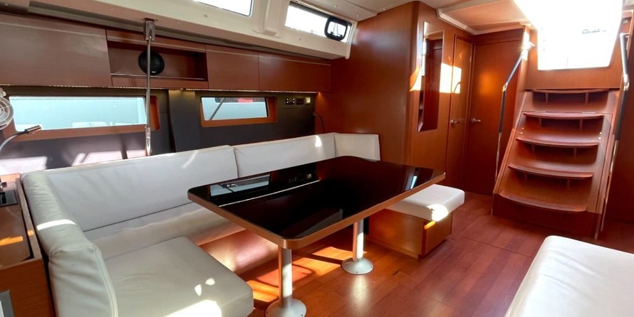 Beneteau Oceanis 51.1