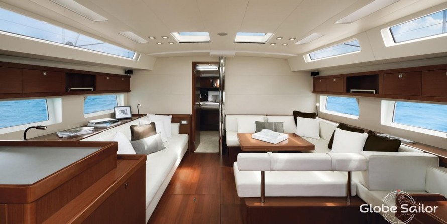 Beneteau Oceanis 55