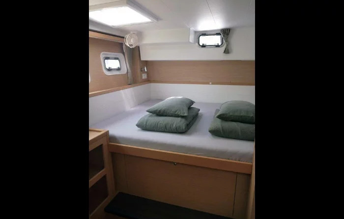 Lagoon 40 - 3 + 2 cab