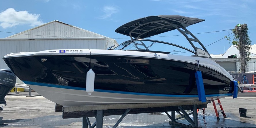 Yamaha Boats 252SE