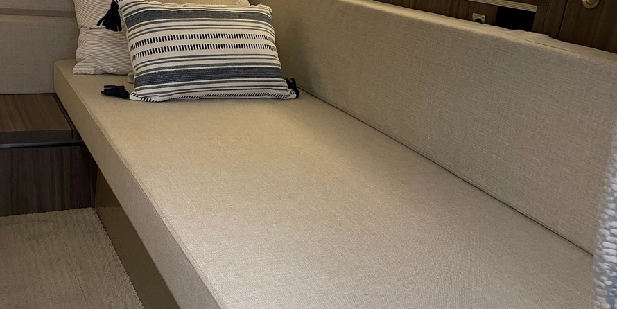 Sea Ray 320 Sundancer