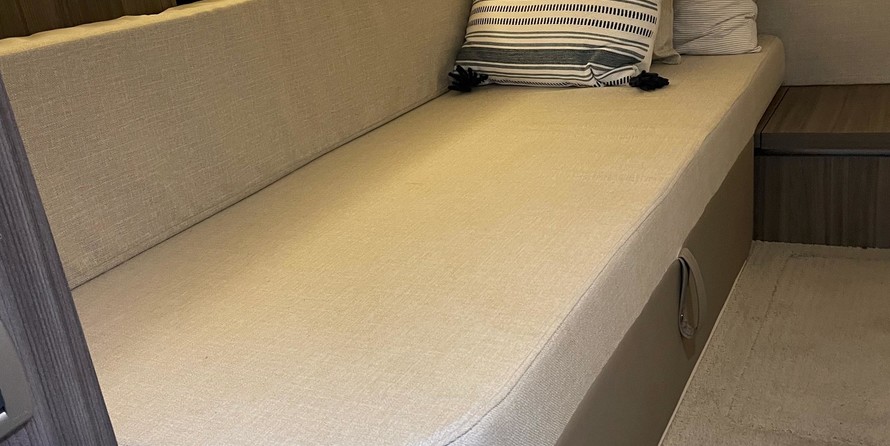 Sea Ray 320 Sundancer