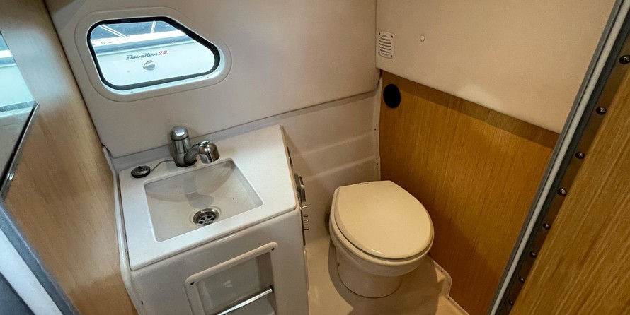 Four Winns 255 Vista