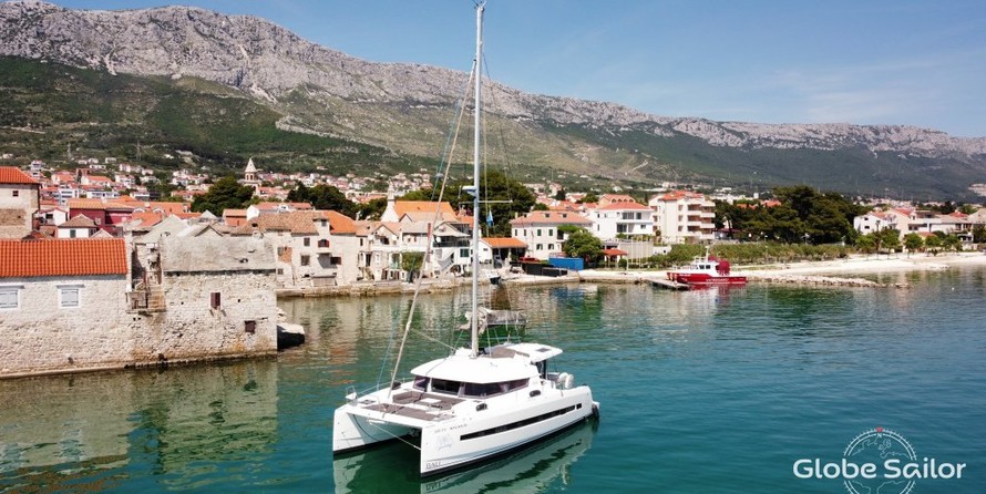 Bali catamarans 4.0 lounge