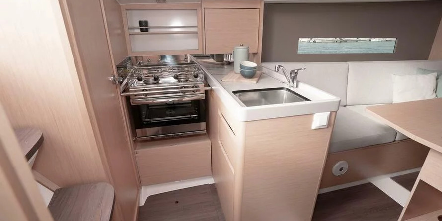 Beneteau Oceanis 30.1