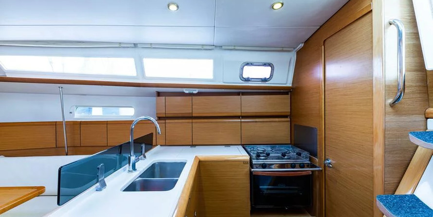 Jeanneau Sun Odyssey 379