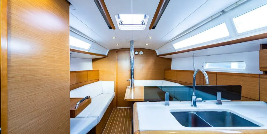 Jeanneau Sun Odyssey 379