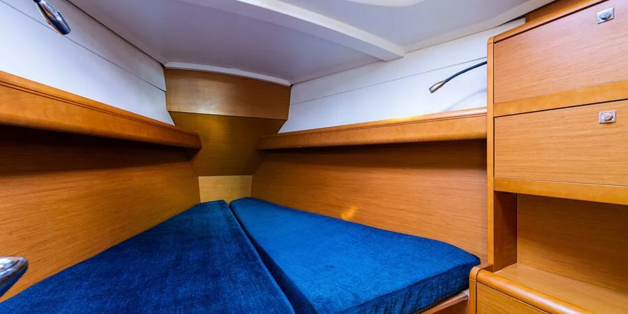 Jeanneau Sun Odyssey 379