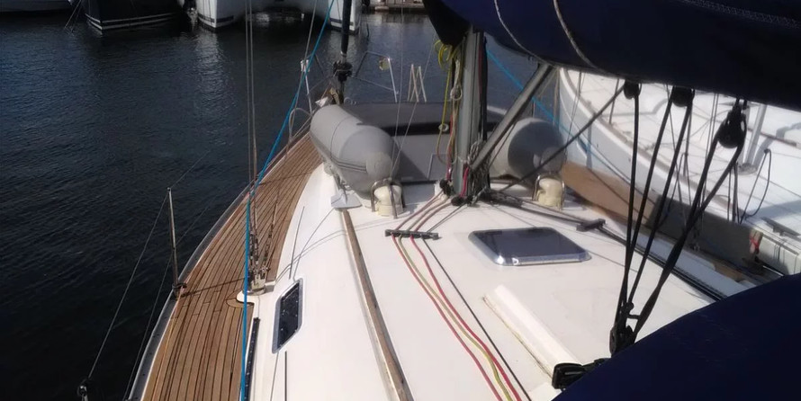 Dufour 385