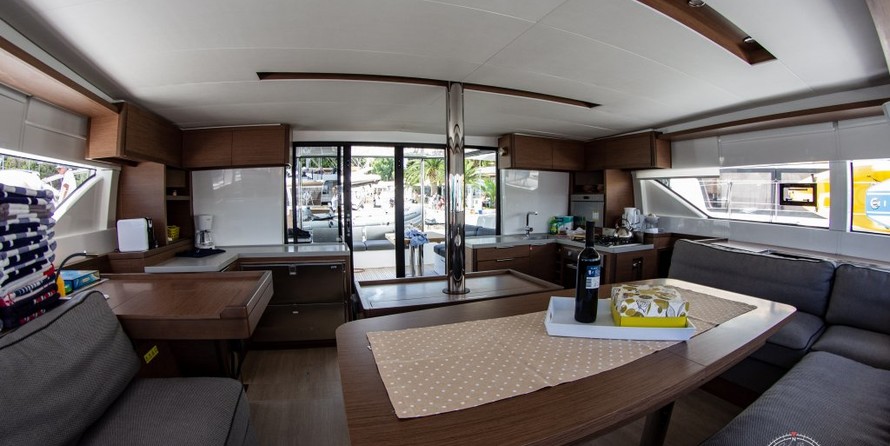 Lagoon 50