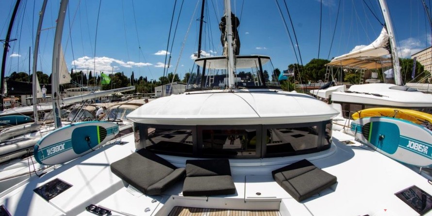 Lagoon 50