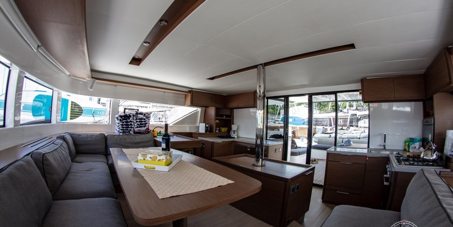 Lagoon 50