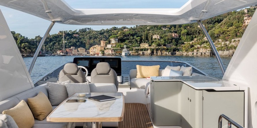 Azimut 60