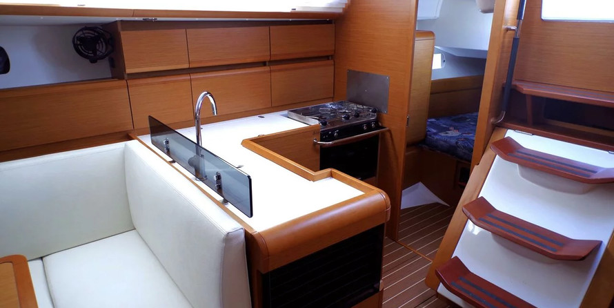 Sun Odyssey 439