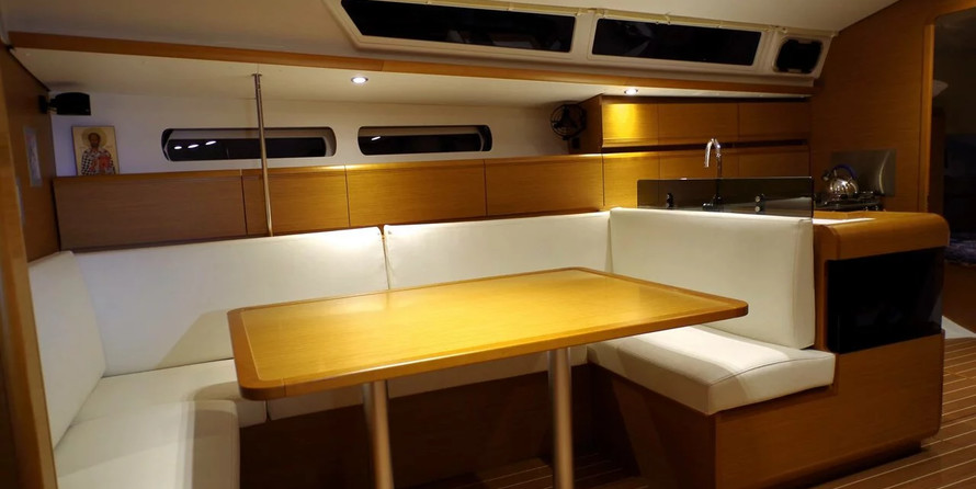 Sun Odyssey 439