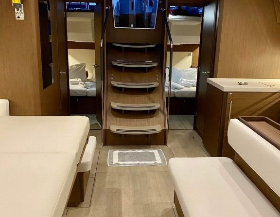 Beneteau Oceanis 51.1