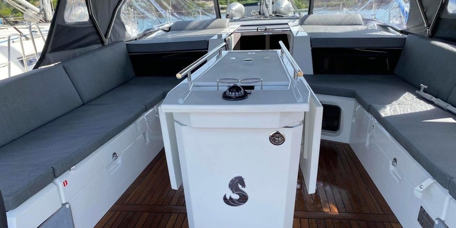 Beneteau Oceanis 51.1