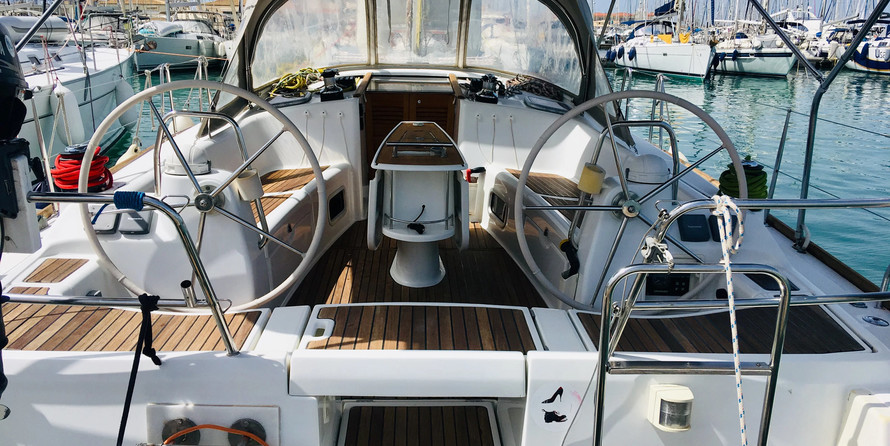 Oceanis 43
